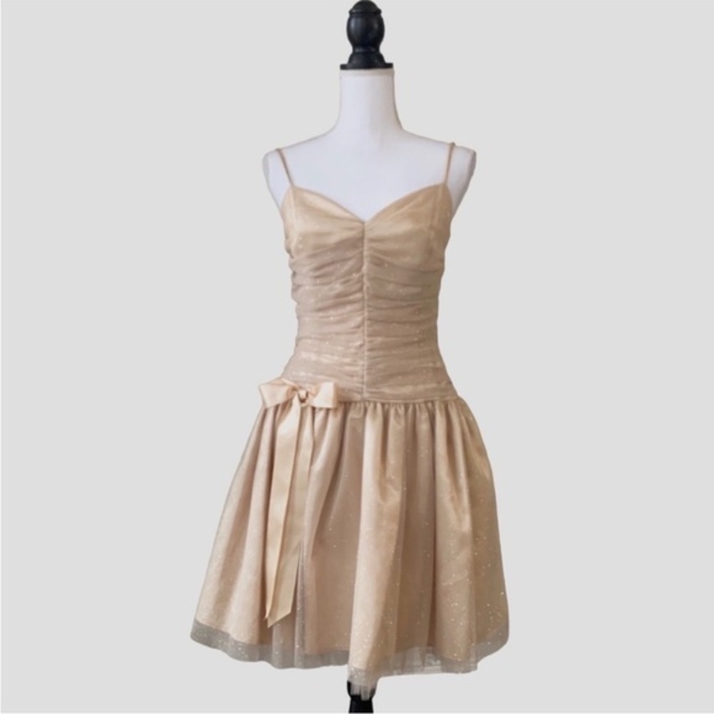Vintage Jessica McClintock for Gunne sax Elegant Gold Satin Dress